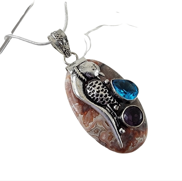 Red lace agate pendant necklace - peacock with simulated blue topaz + amethyst - Picture 5 of 6